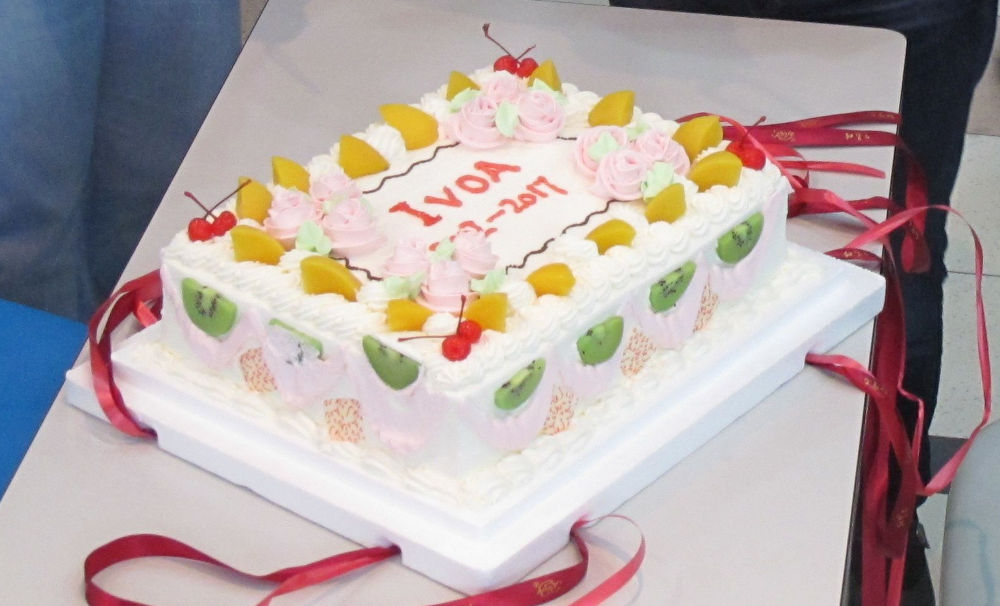 A cake celebrating IVOA 2002-2017